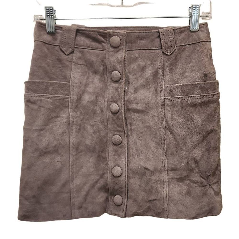 Anthropologie Blank NYC Gray Suede Leather Mini Skirt Women's Size 24 Covered Bu
